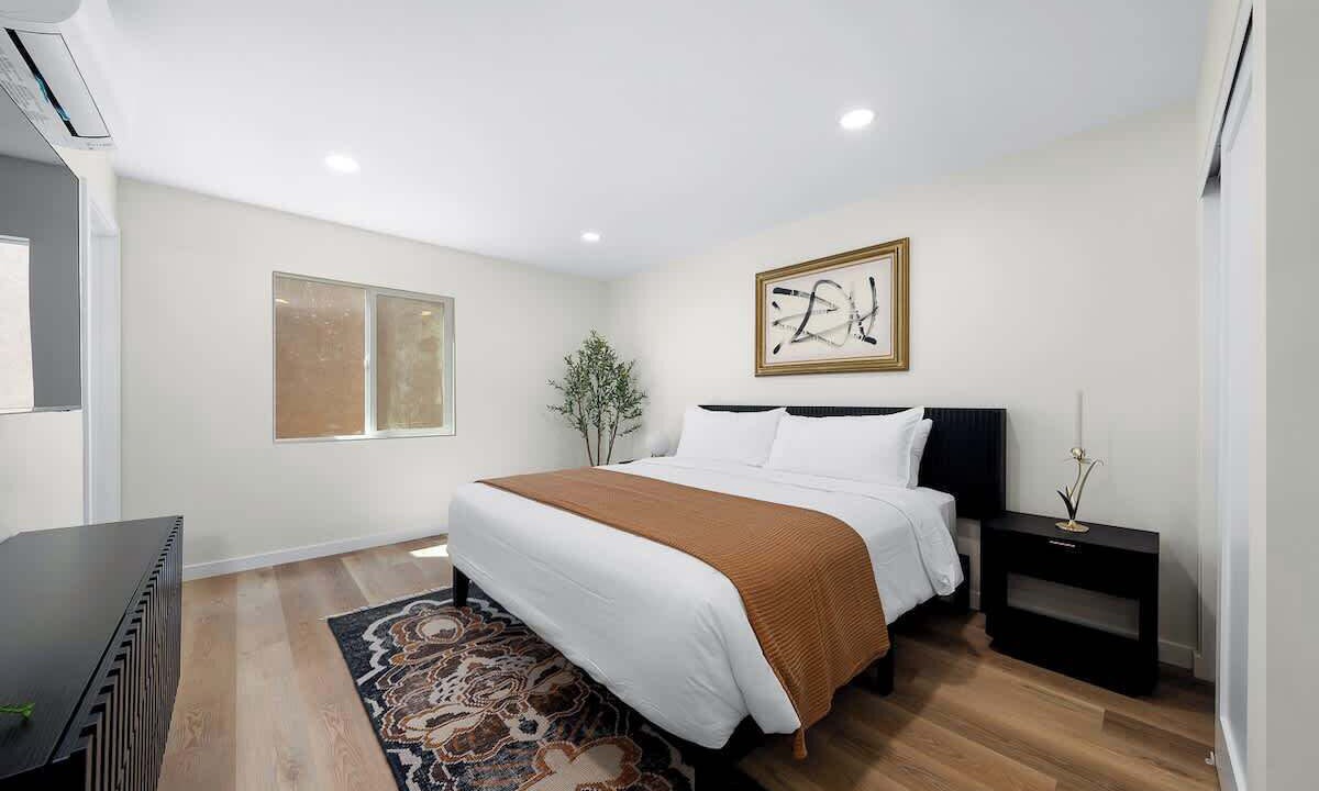 Photo of Bedroom in Mission Hills