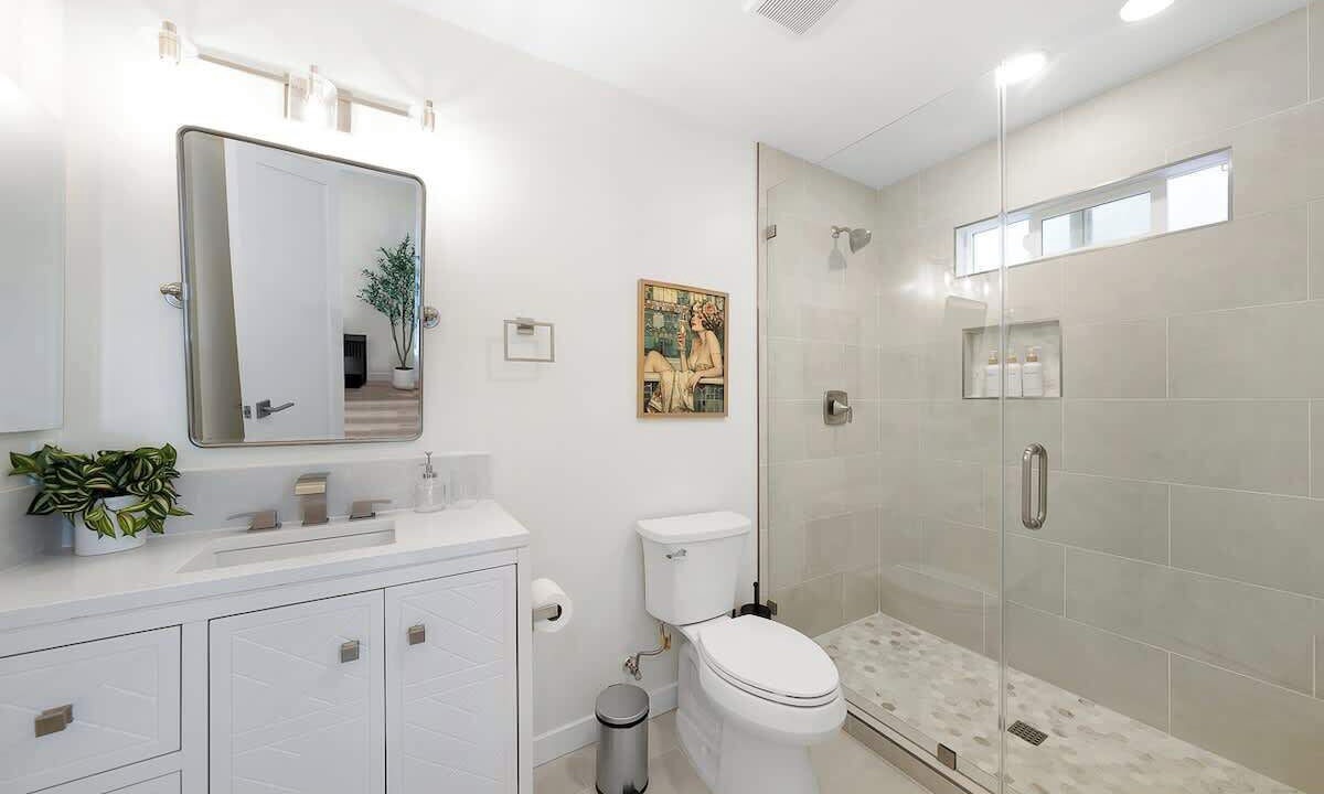Photo of Bathroom in Mission Hills