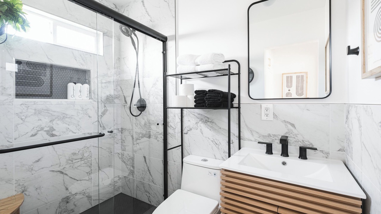 Photo of Bathroom in North Long Beach
