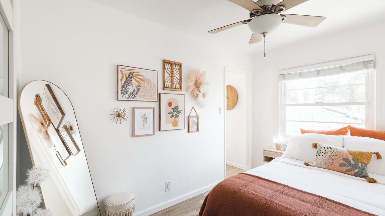 Photo of Bedroom in North Long Beach