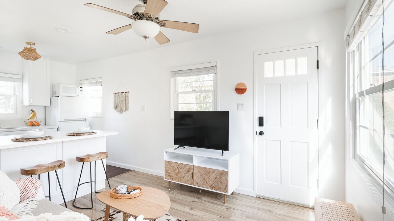 Photo of Livingroom in North Long Beach