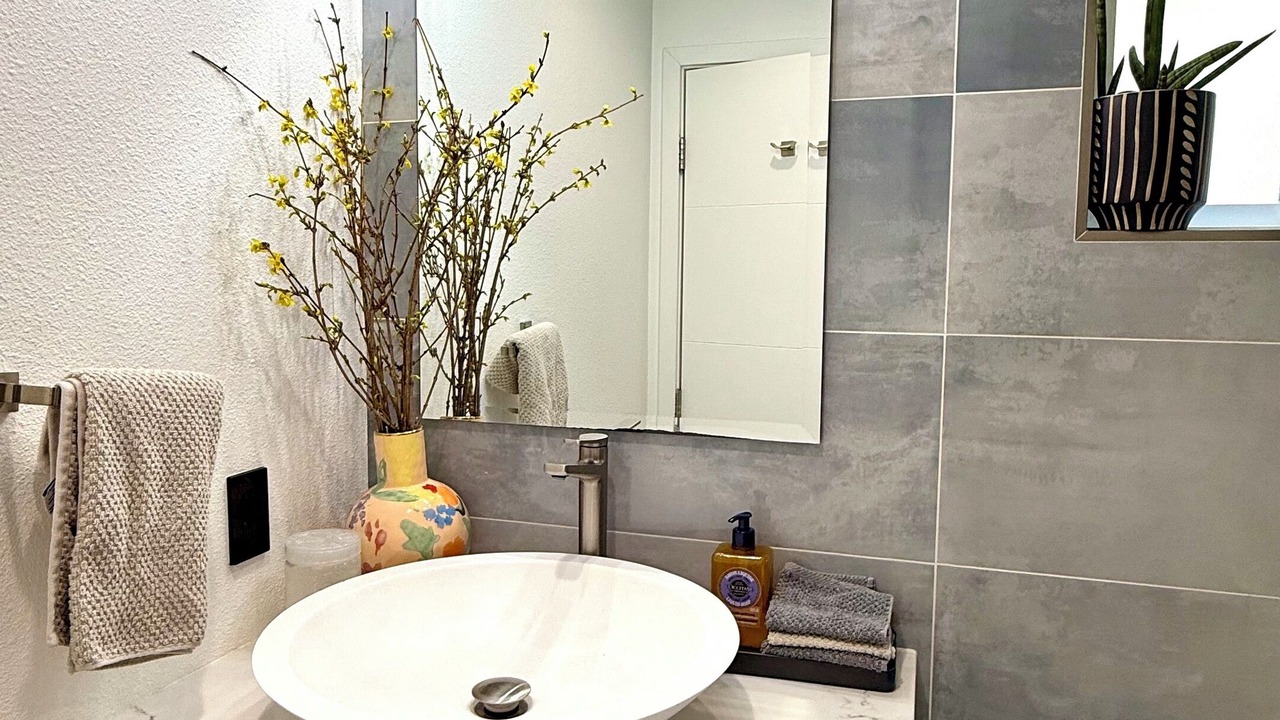 Photo of Bathroom in Huntington Beach