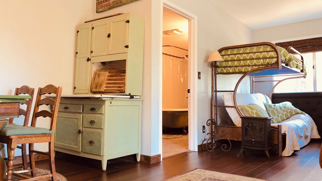 Photo of Bedroom in Blue Jay