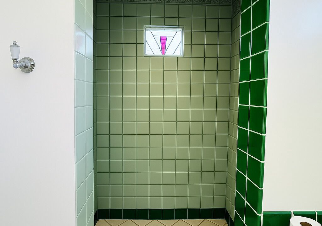 Photo of Bathroom in Hollywood