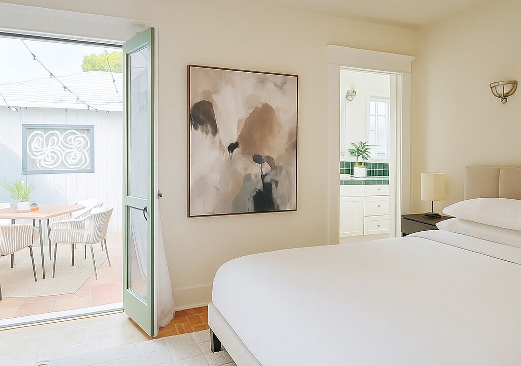 Photo of Bedroom in Hollywood