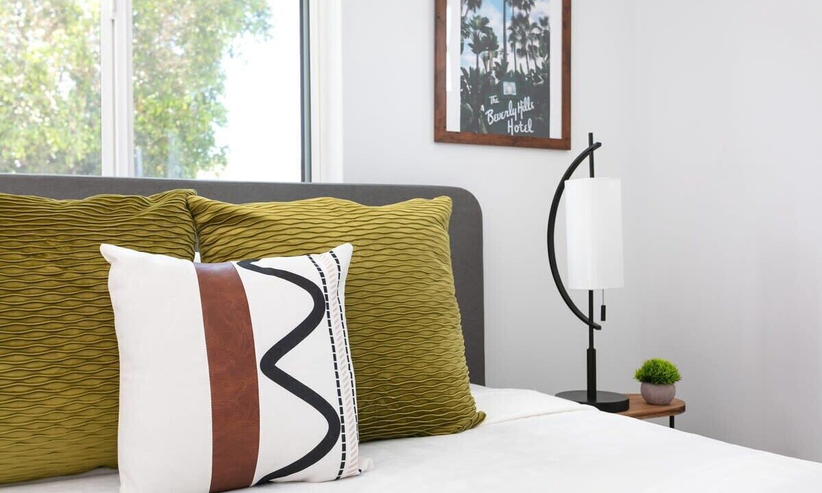 Photo of Bedroom in Mid City