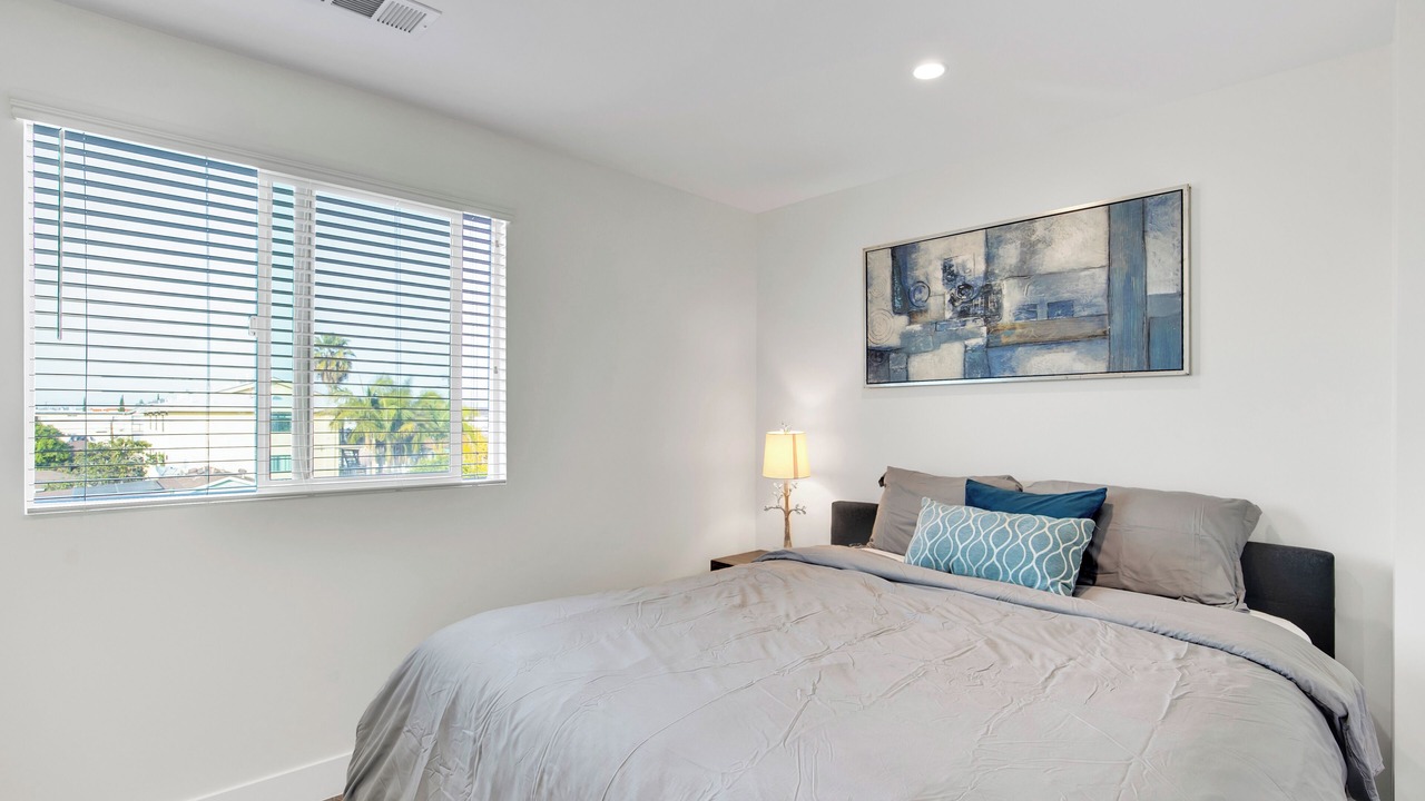 Photo of Bedroom in Hawthorne