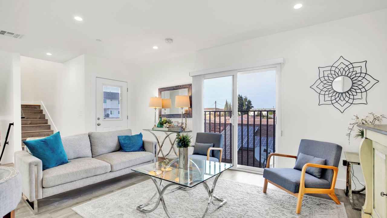 Photo of Livingroom in Hawthorne