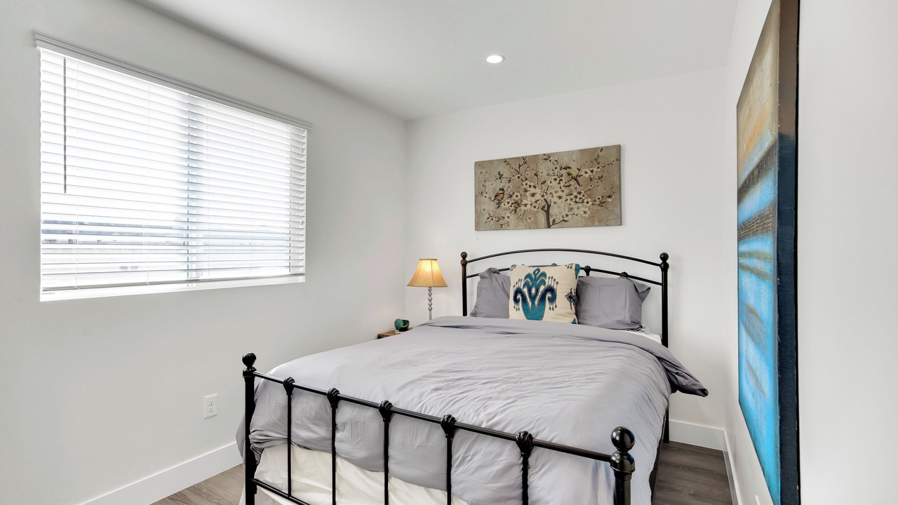 Photo of Bedroom in Hawthorne