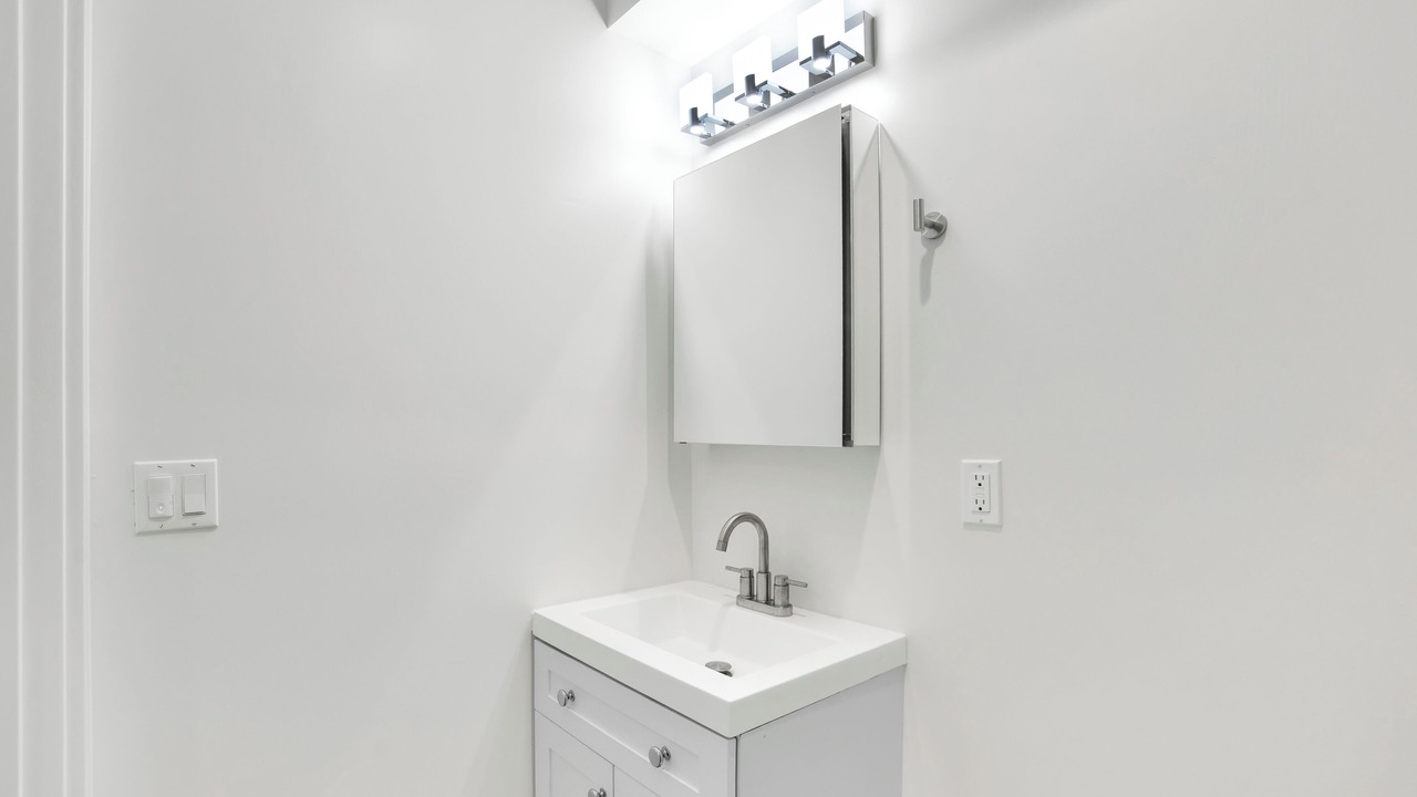 Photo of Bathroom in Hawthorne