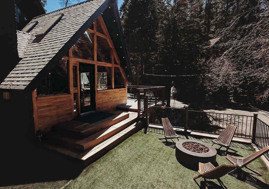 Photo of Patio Balcony in Cedar Glen