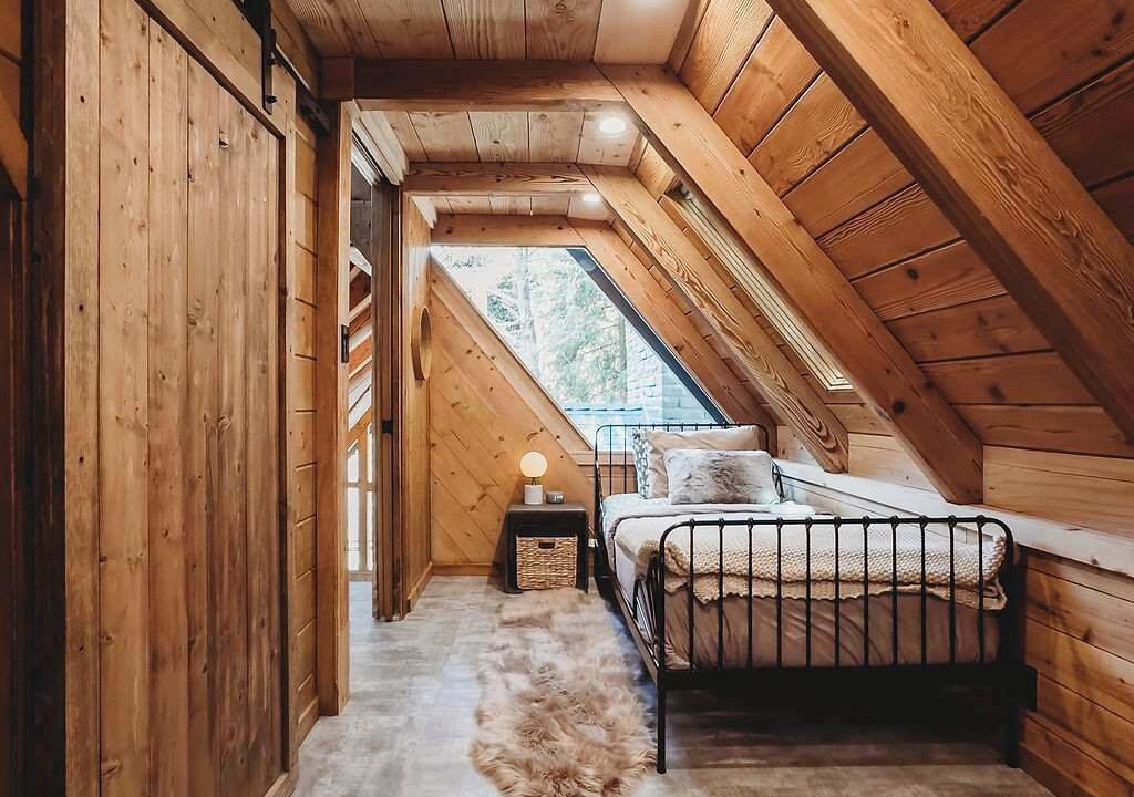 Photo of Bedroom in Cedar Glen