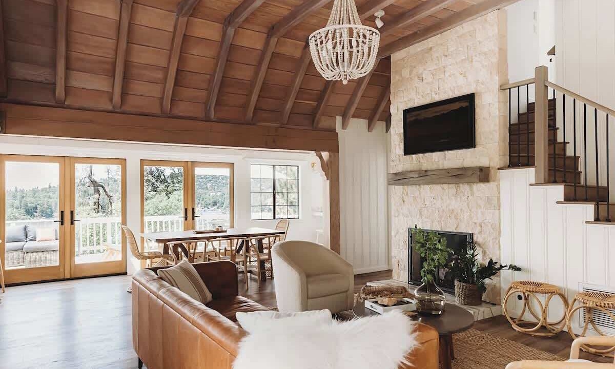Photo of Livingroom in Cedar Glen