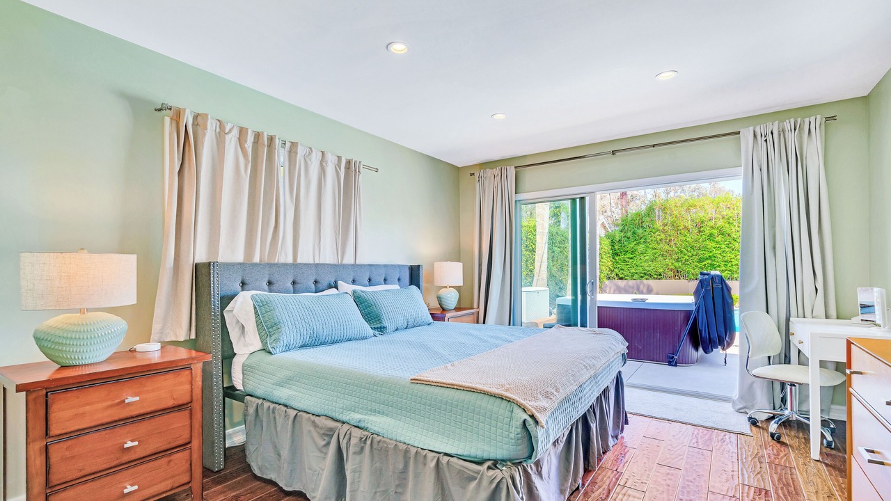 Photo of Bedroom in Los Cerritos