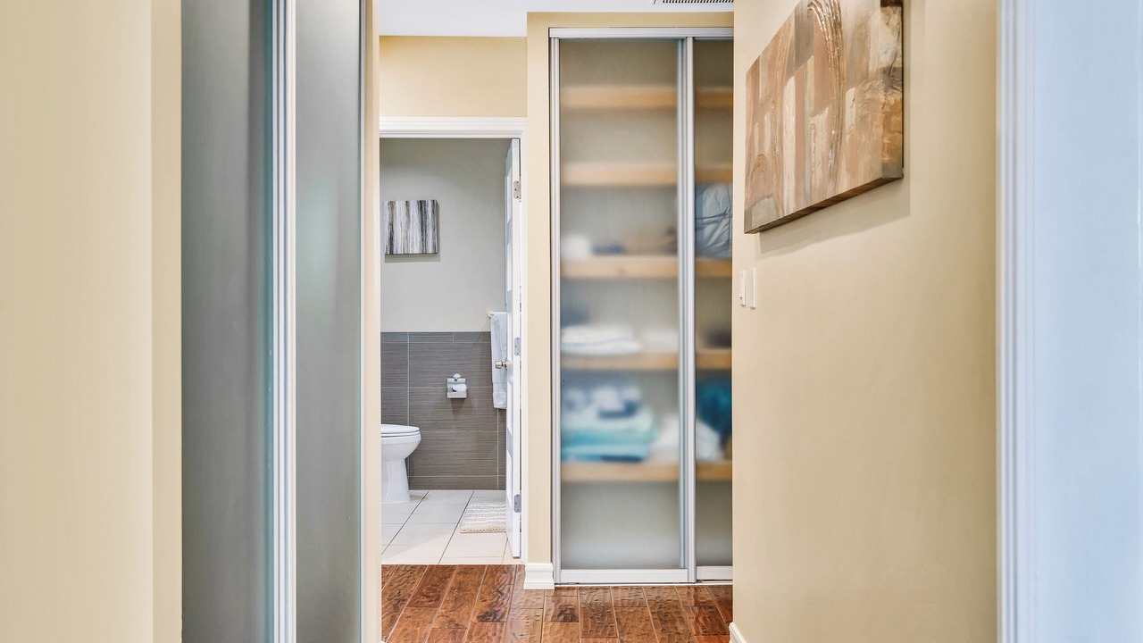 Photo of Bathroom in Los Cerritos