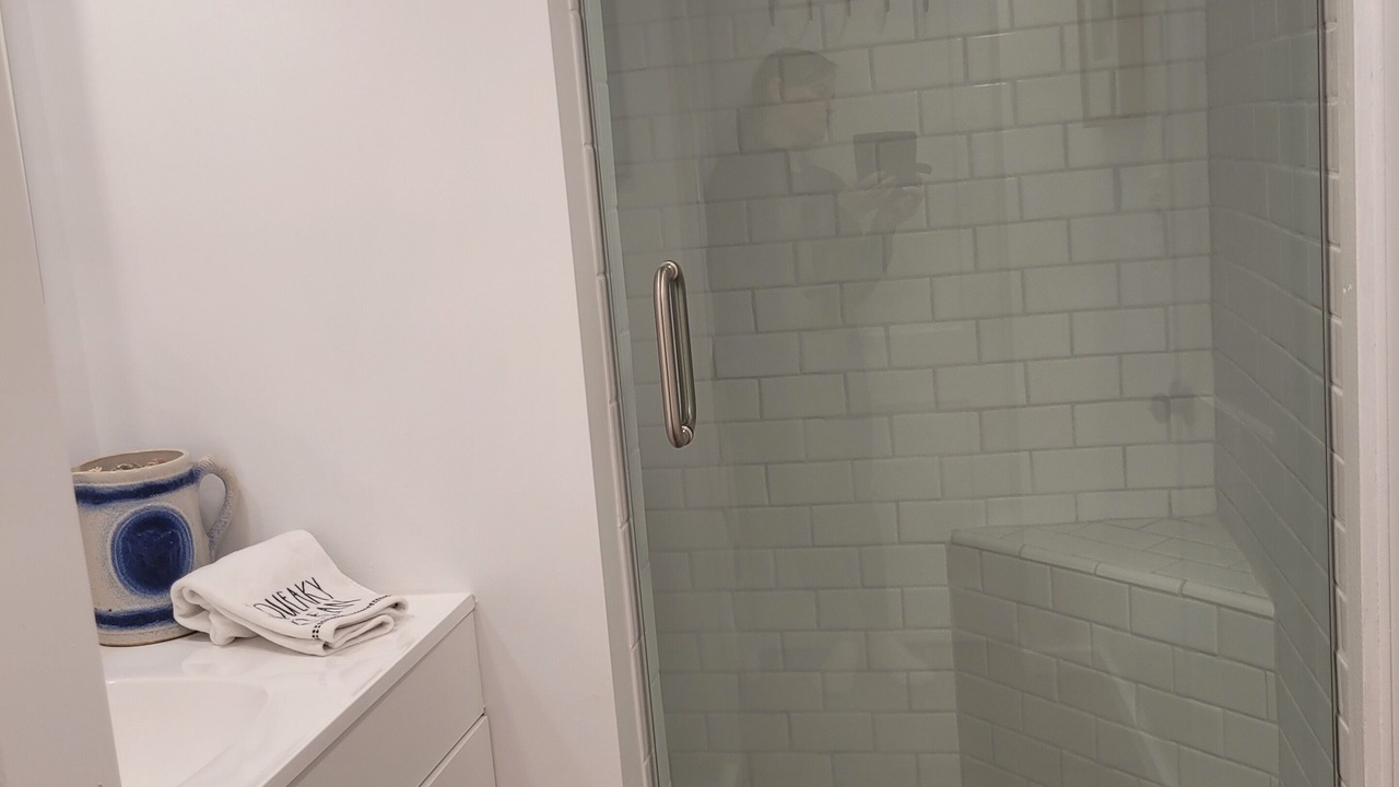 Photo of Bathroom in Calabasas