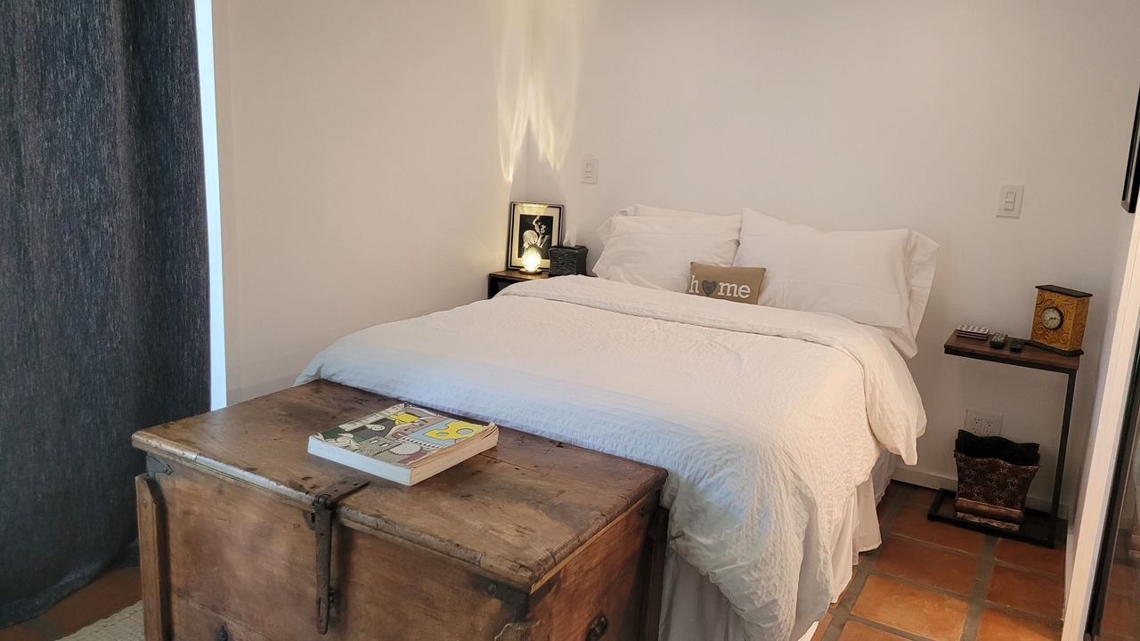 Photo of Bedroom in Calabasas