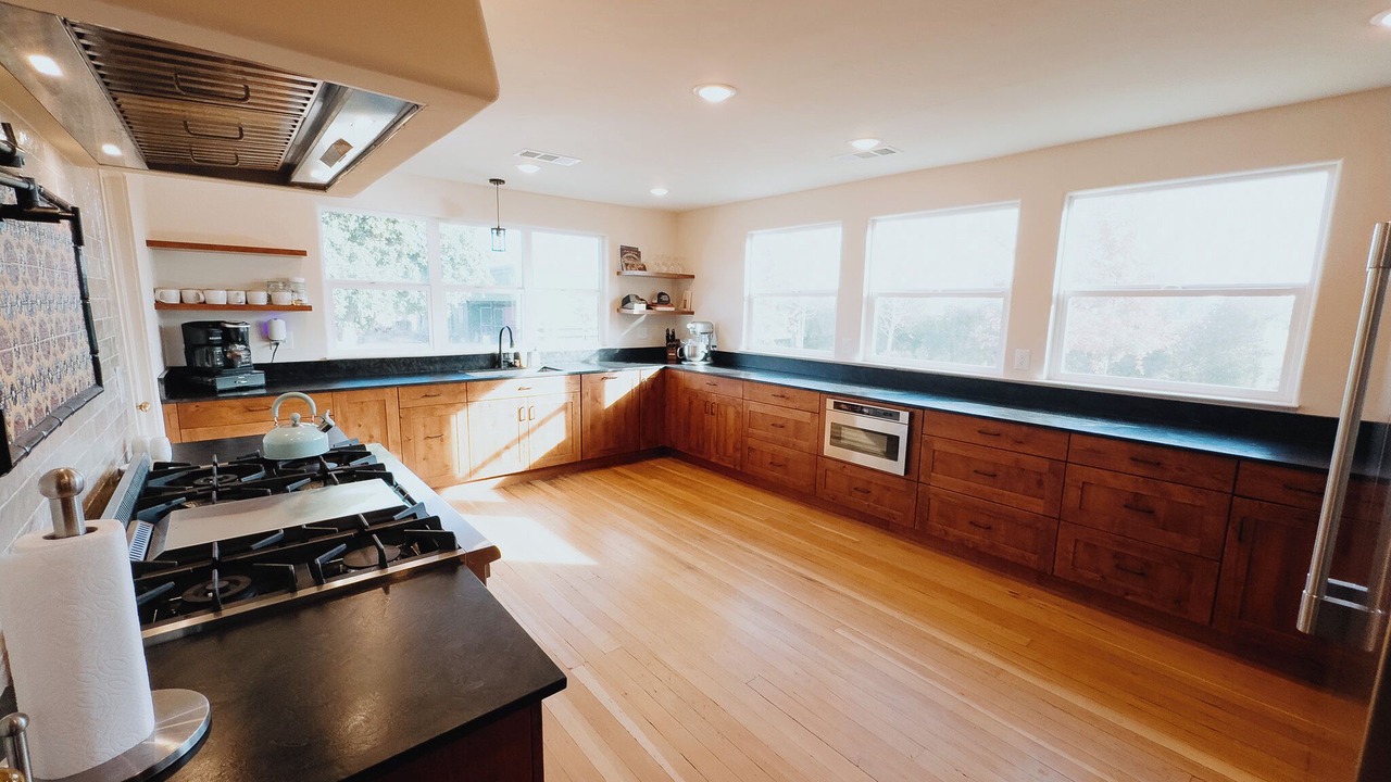 Photo of Kitchen in Reedley