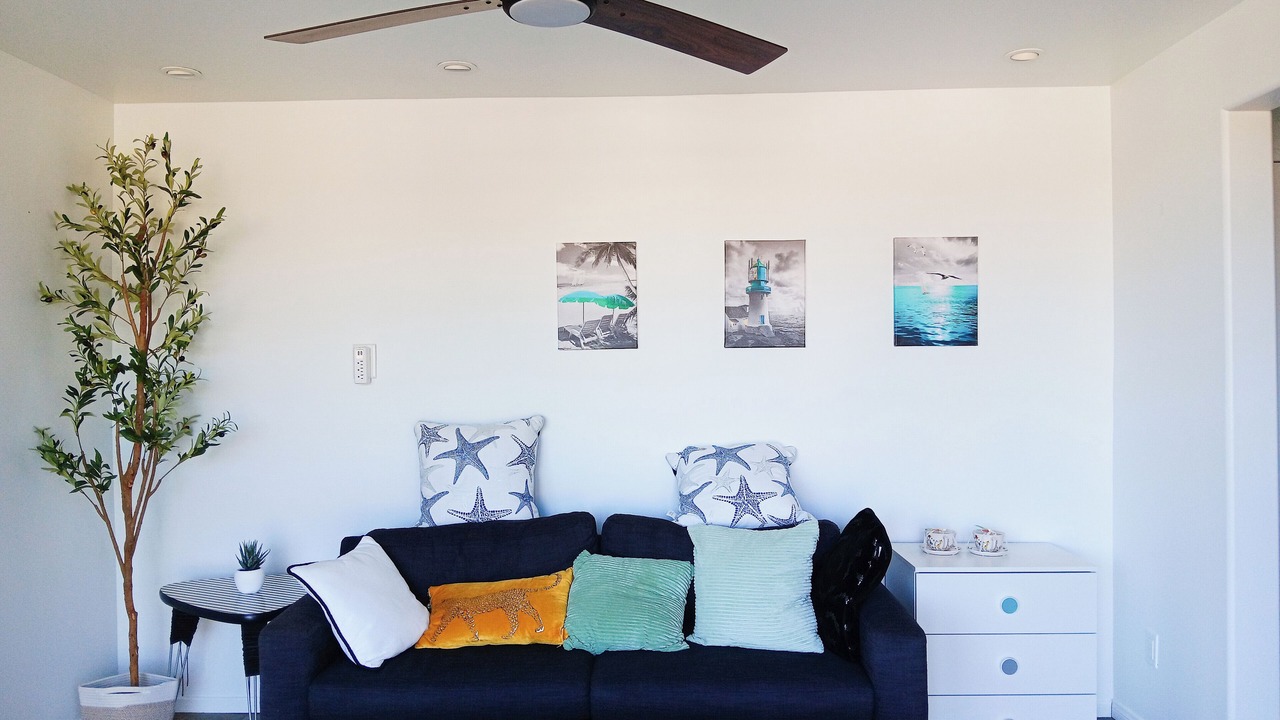 Photo of Livingroom in Cardiff-by-the-Sea