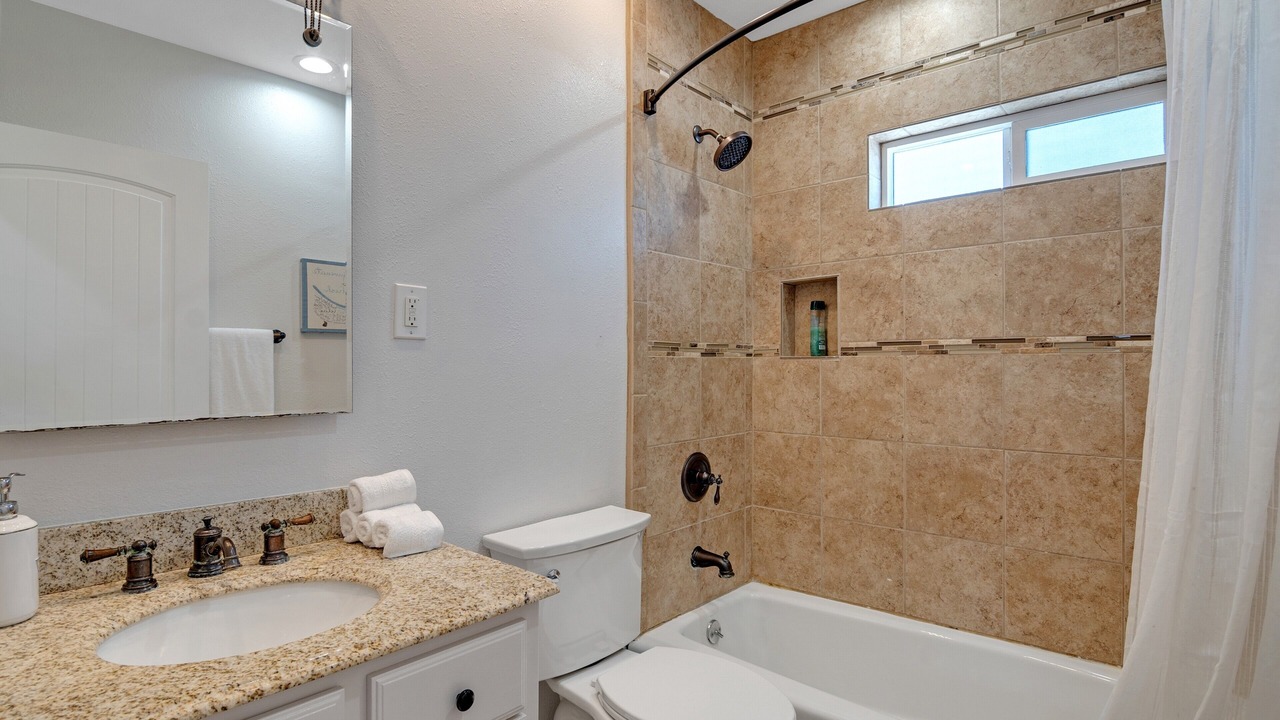 Photo of Bathroom in Northwest San Pedro