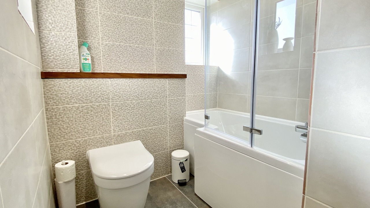 Photo of Bathroom in Harlyn