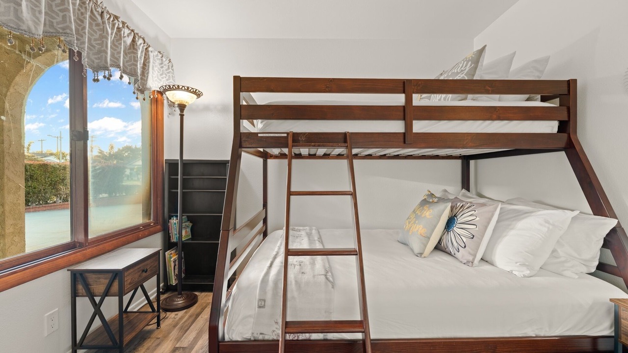 Photo of Bedroom in Ventura