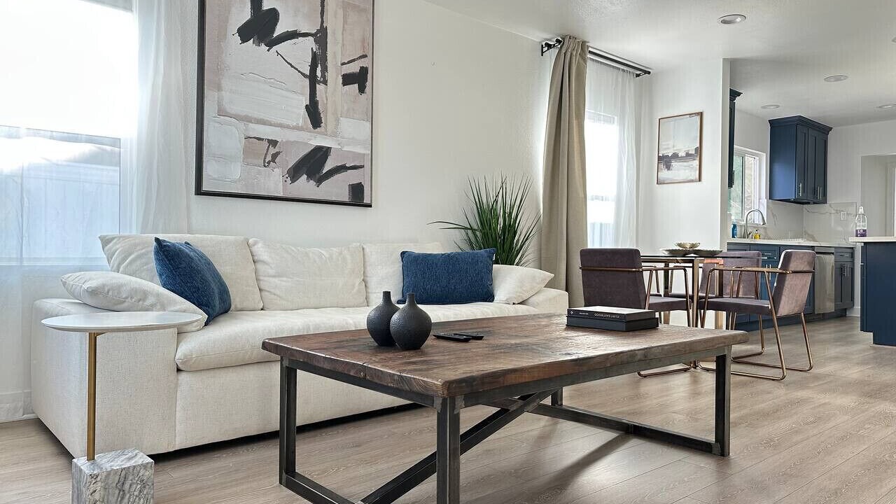 Photo of Livingroom in North Redondo