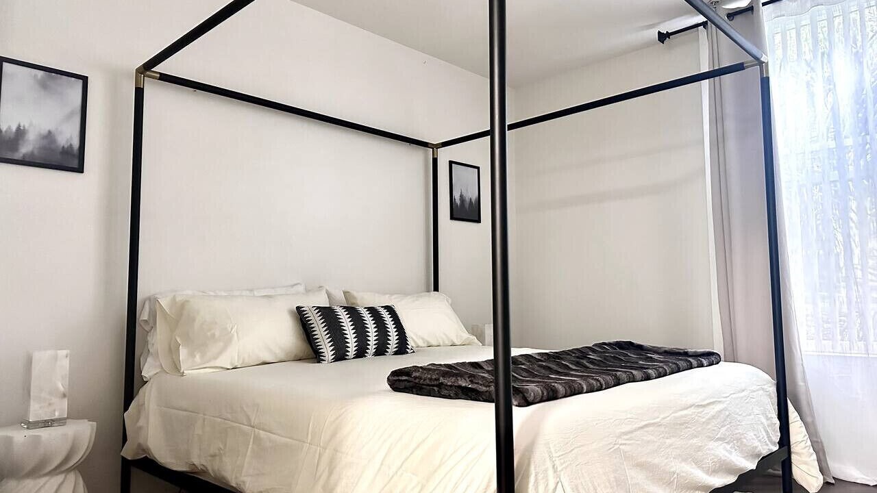 Photo of Bedroom in Marina del Rey
