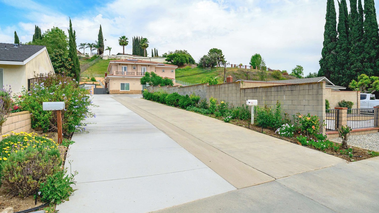 Photo of Outdoor in Walnut
