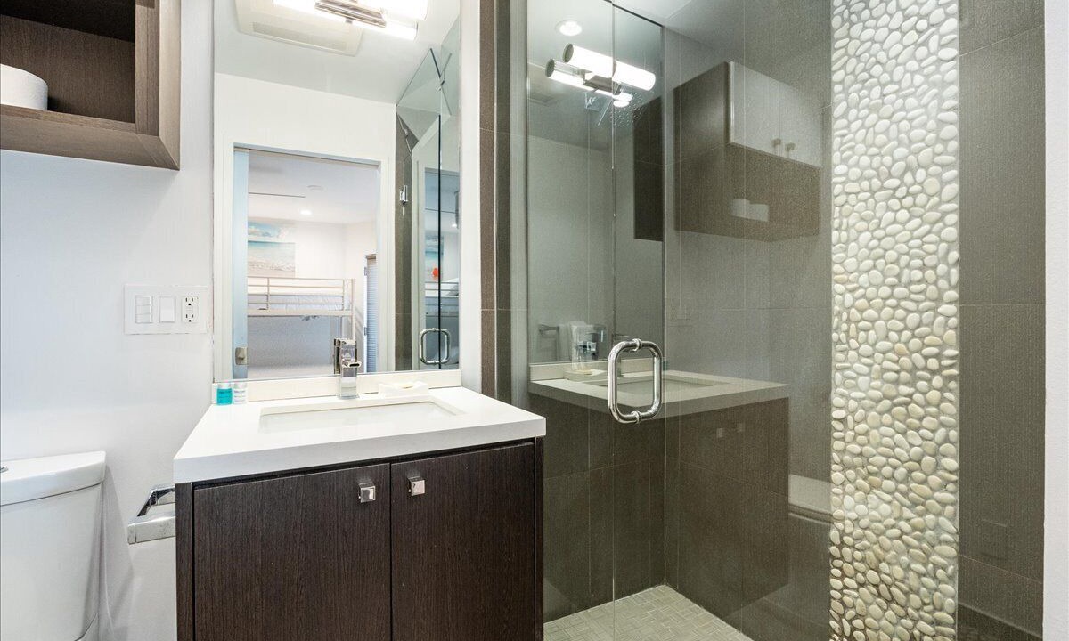 Photo of Bathroom in Central Mission Beach