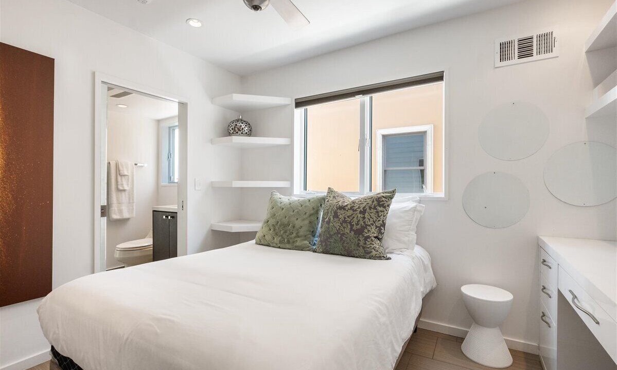 Photo of Bedroom in Central Mission Beach