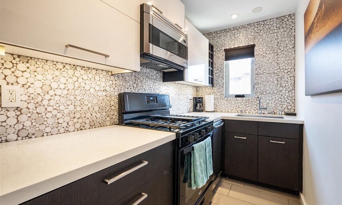 Photo of Kitchen in Central Mission Beach