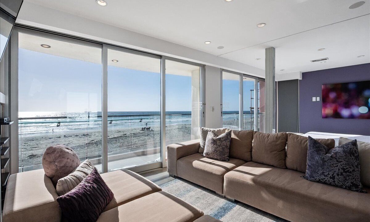 Photo of Livingroom in Central Mission Beach