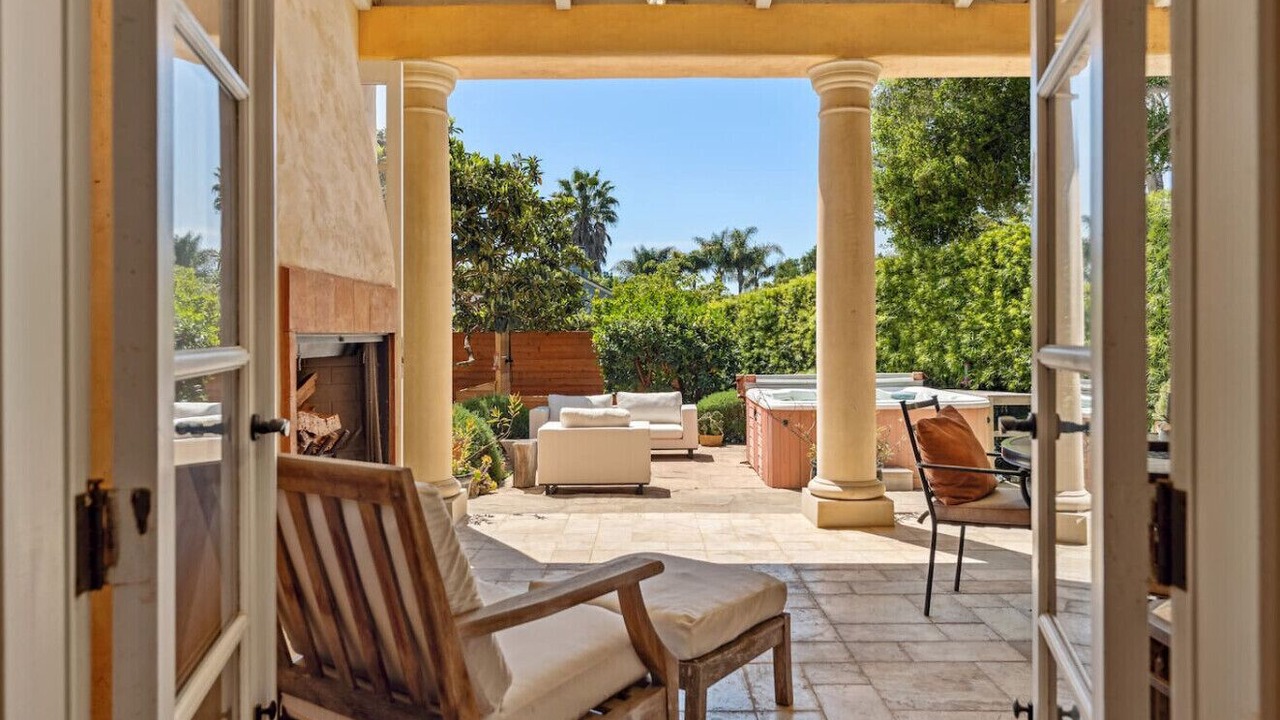 Photo of Patio Balcony in Toro Canyon
