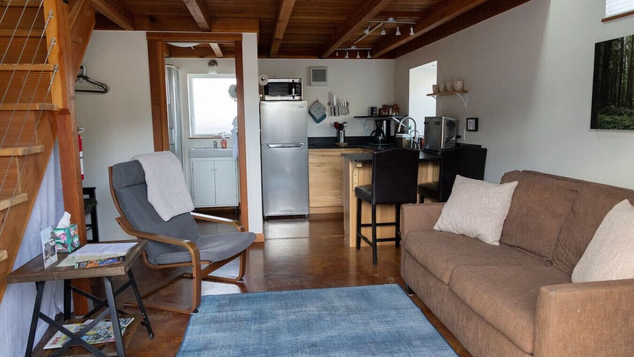 Photo of Livingroom in Eureka
