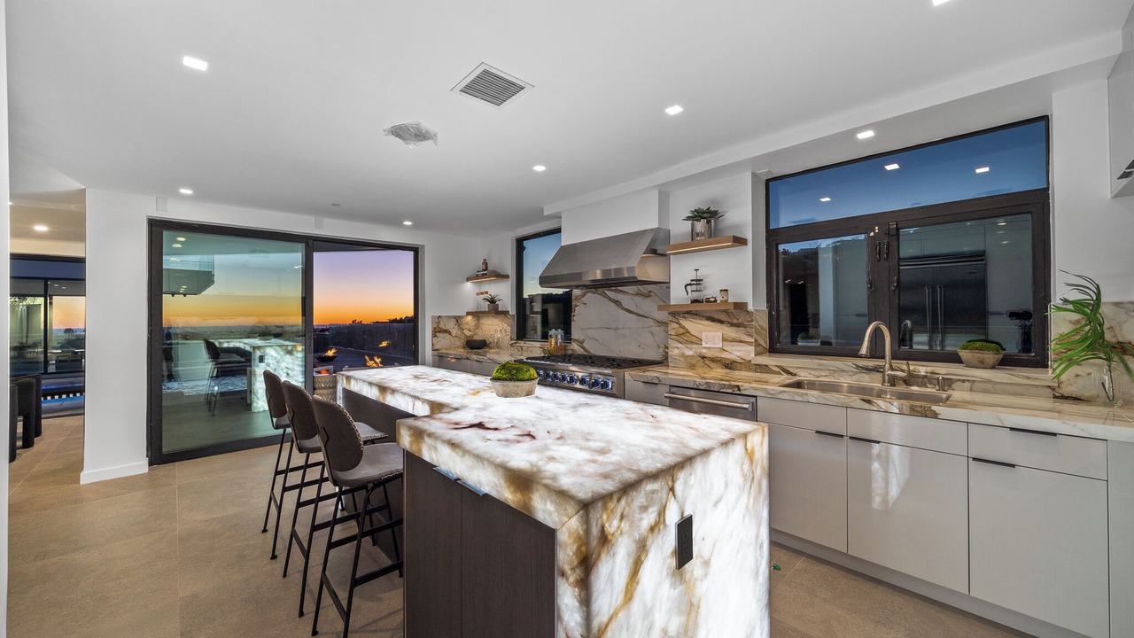 Photo of Kitchen in Hollywood Hills West