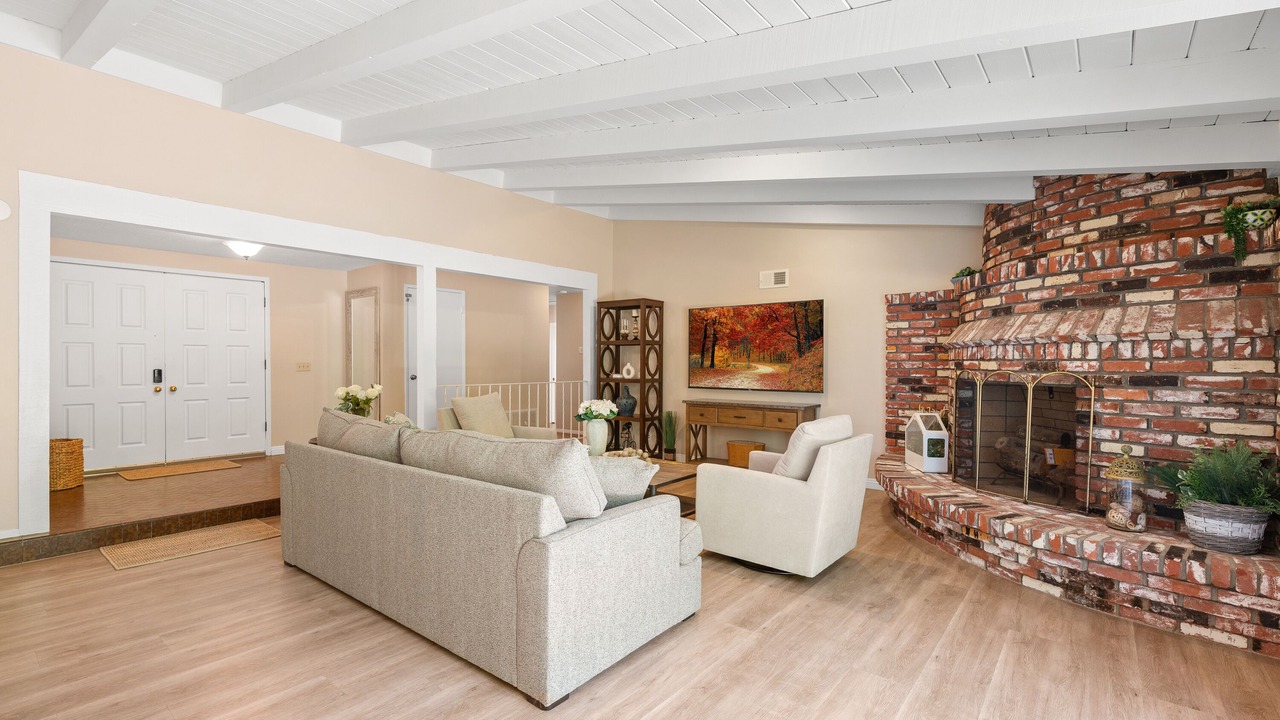 Photo of Livingroom in Bonita