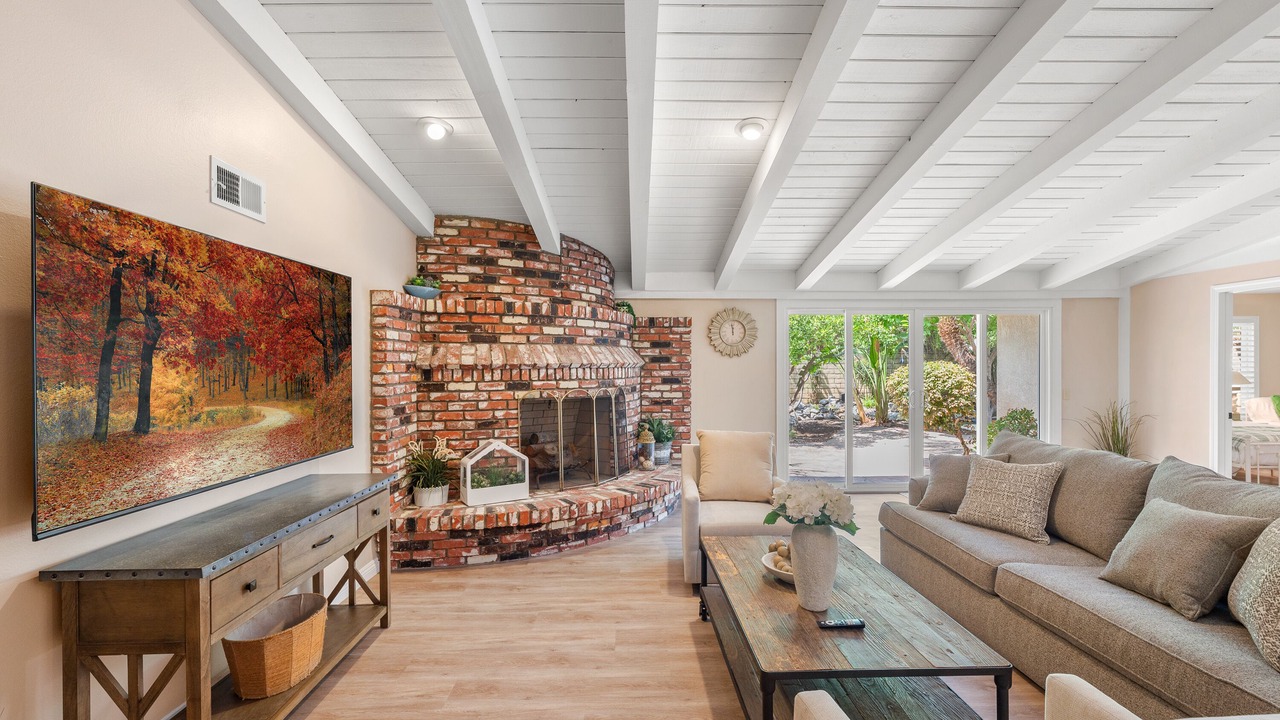 Photo of Livingroom in Bonita