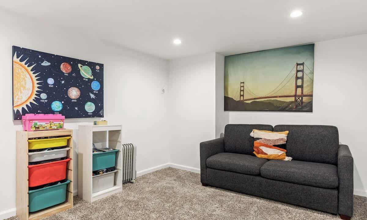 Photo of Livingroom in Valley Village