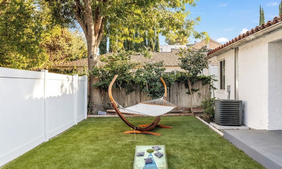 Photo of Outdoor in Valley Village