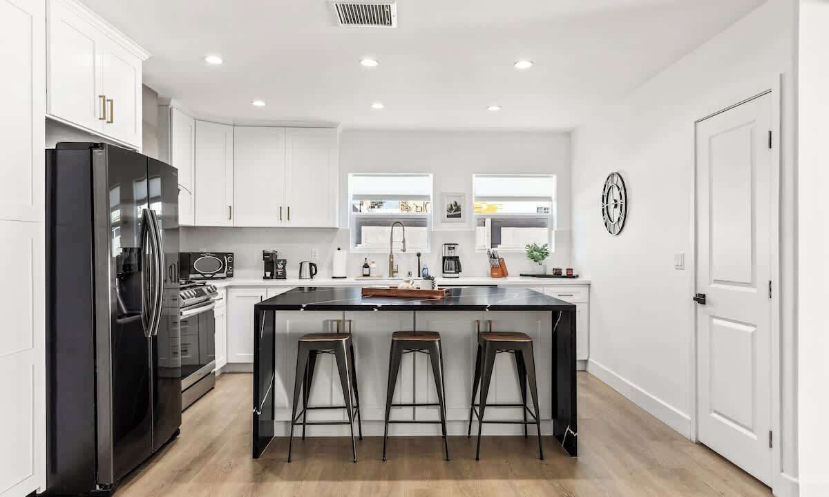 Photo of Kitchen in Valley Village