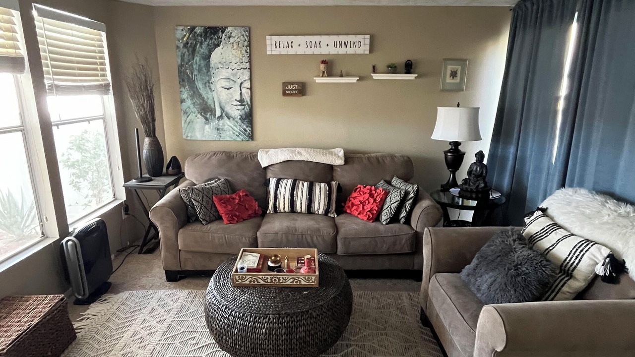 Photo of Livingroom in Desert Hot Springs