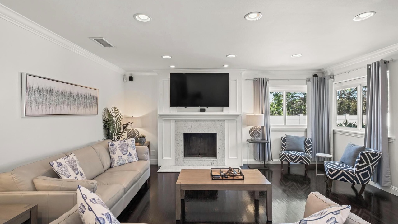Photo of Livingroom in Rancho Palos Verdes