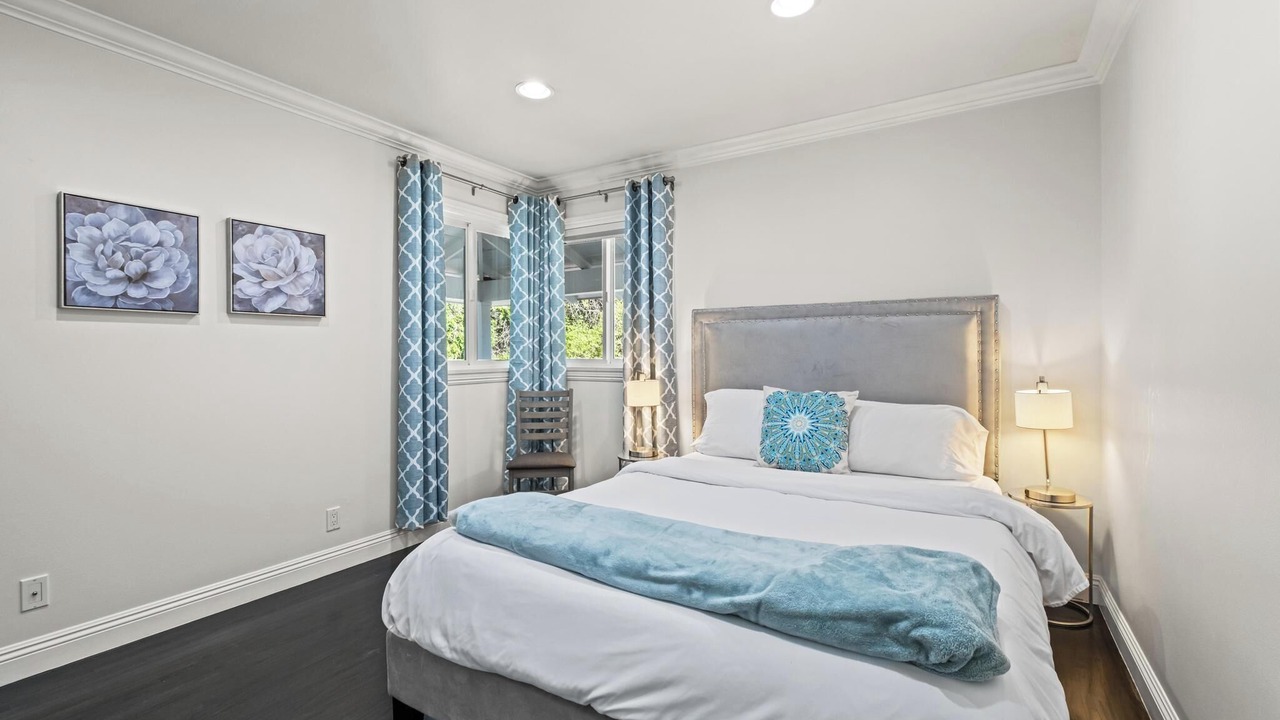 Photo of Bedroom in Rancho Palos Verdes