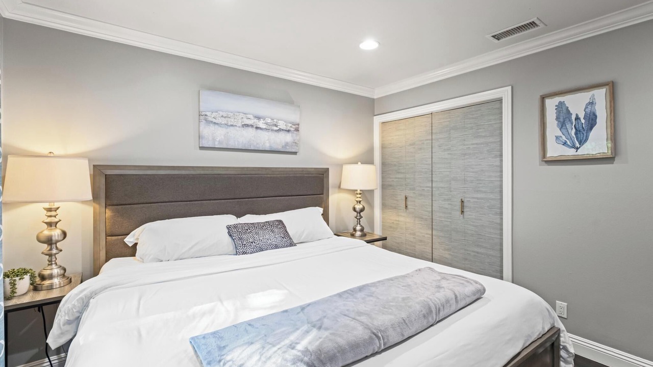 Photo of Bedroom in Rancho Palos Verdes