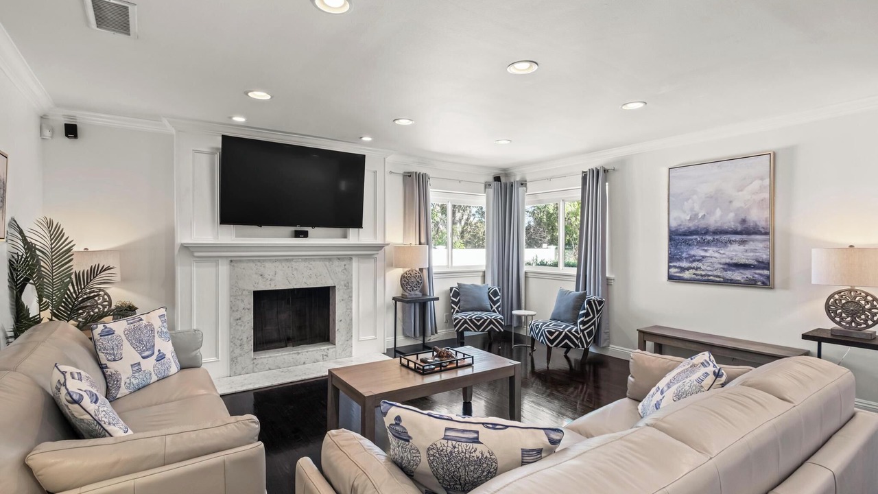 Photo of Livingroom in Rancho Palos Verdes