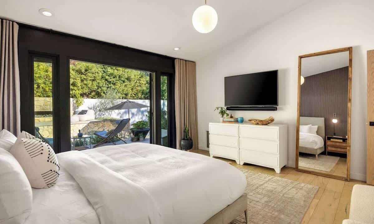 Photo of Bedroom in Hollywood Hills