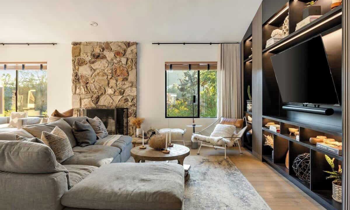 Photo of Livingroom in Hollywood Hills