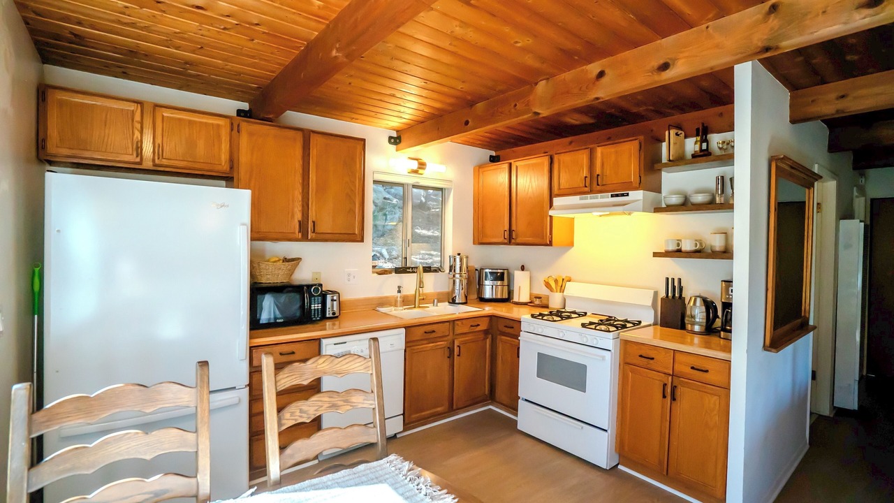 Photo of Kitchen in Blue Jay