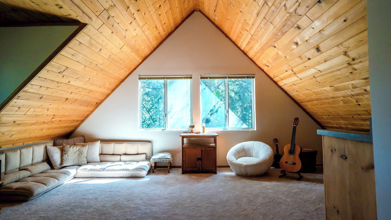 Photo of Livingroom in Blue Jay